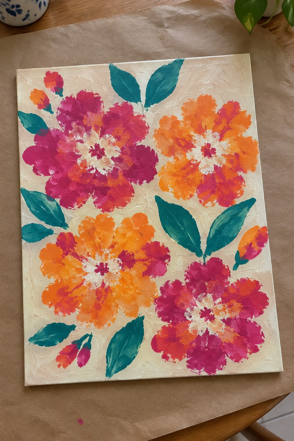 24 Easy Acrylic Painting Ideas for Beginners Using Sponge Textures
